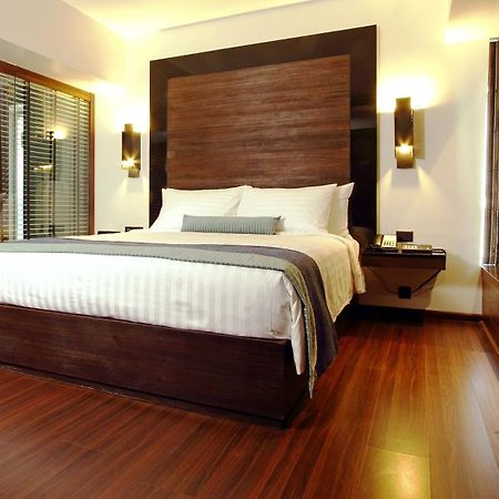 Svenska Design Hotel, Electronic City, Bangalore Kammasandra Exteriör bild