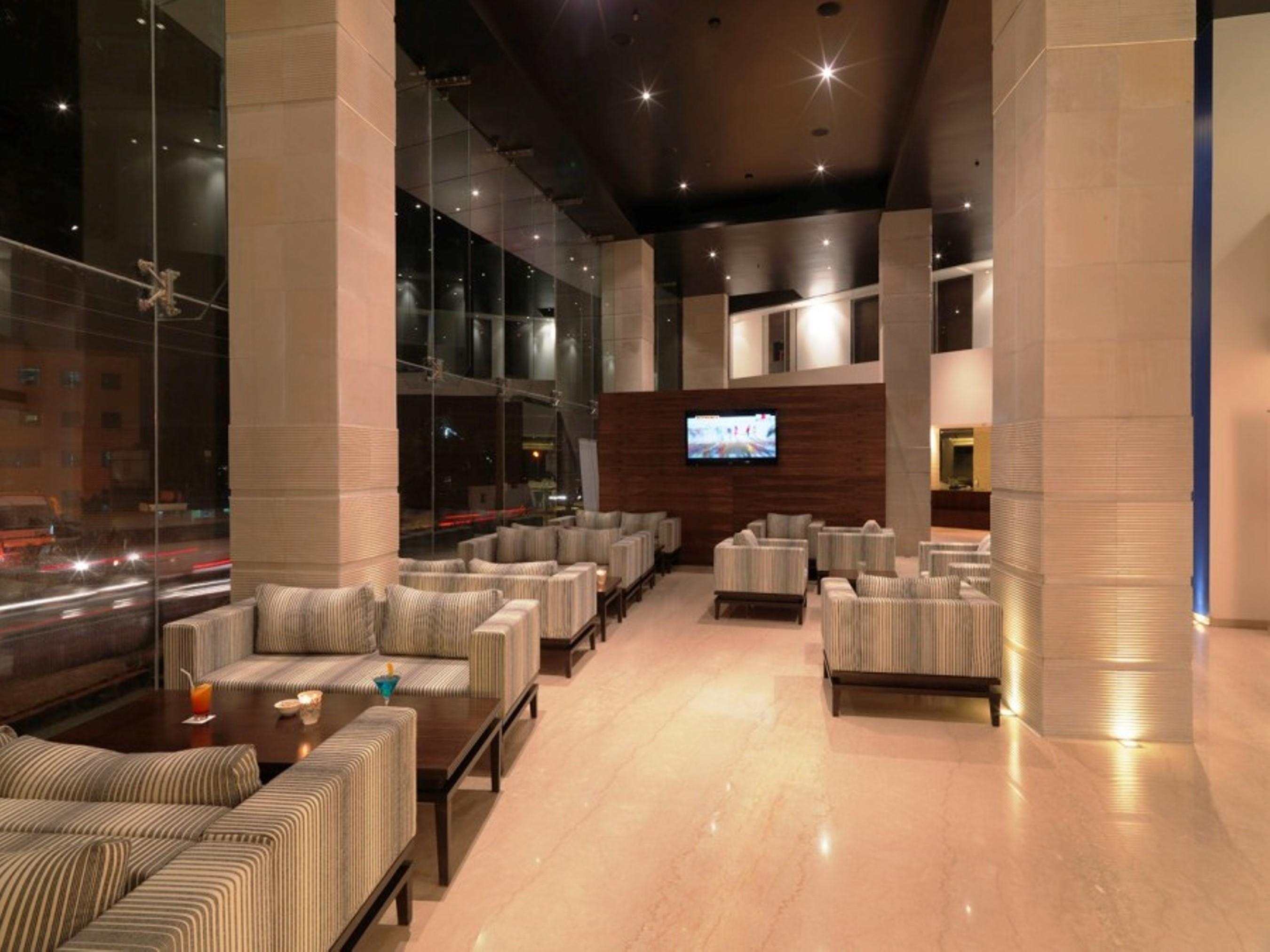 Svenska Design Hotel, Electronic City, Bangalore Kammasandra Exteriör bild