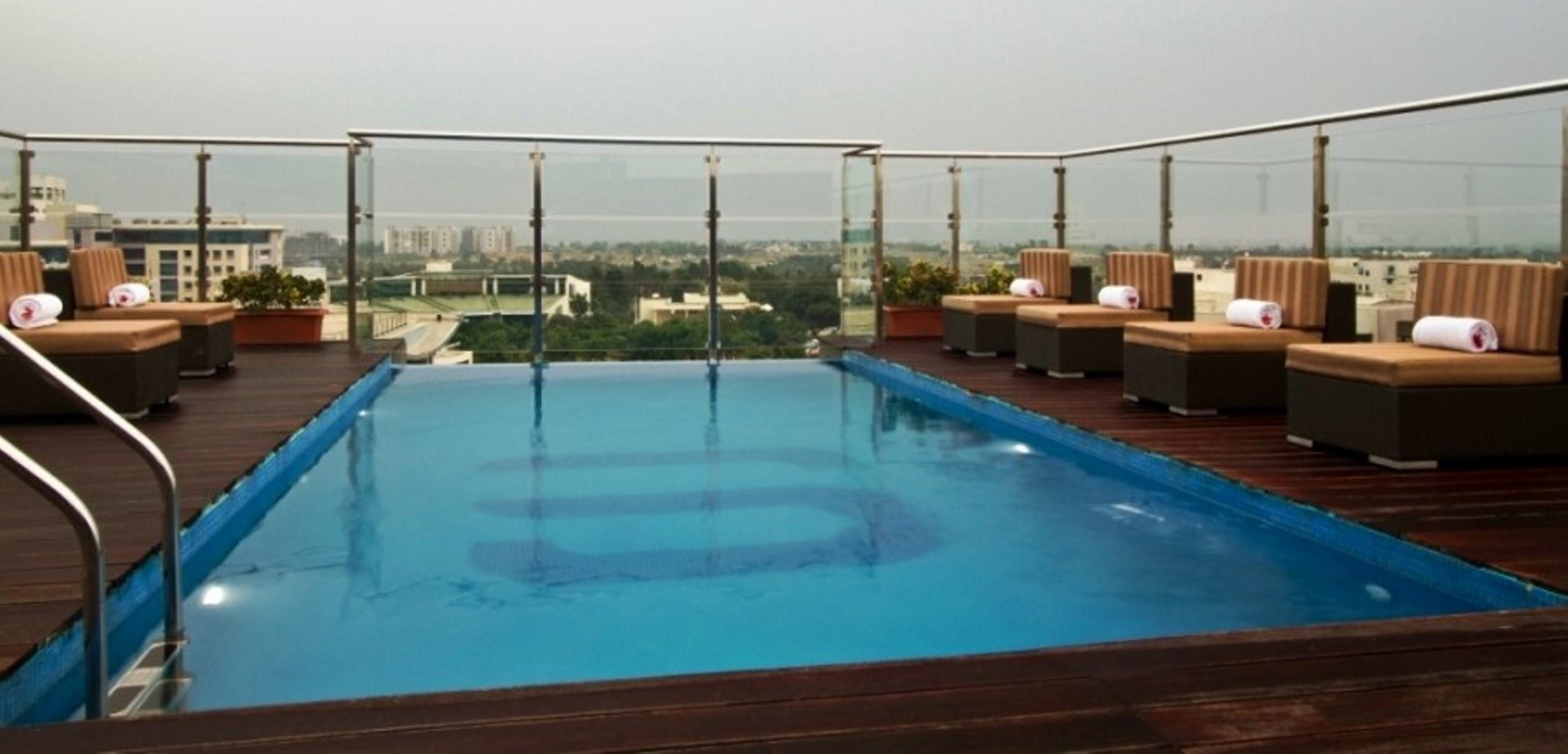 Svenska Design Hotel, Electronic City, Bangalore Kammasandra Exteriör bild