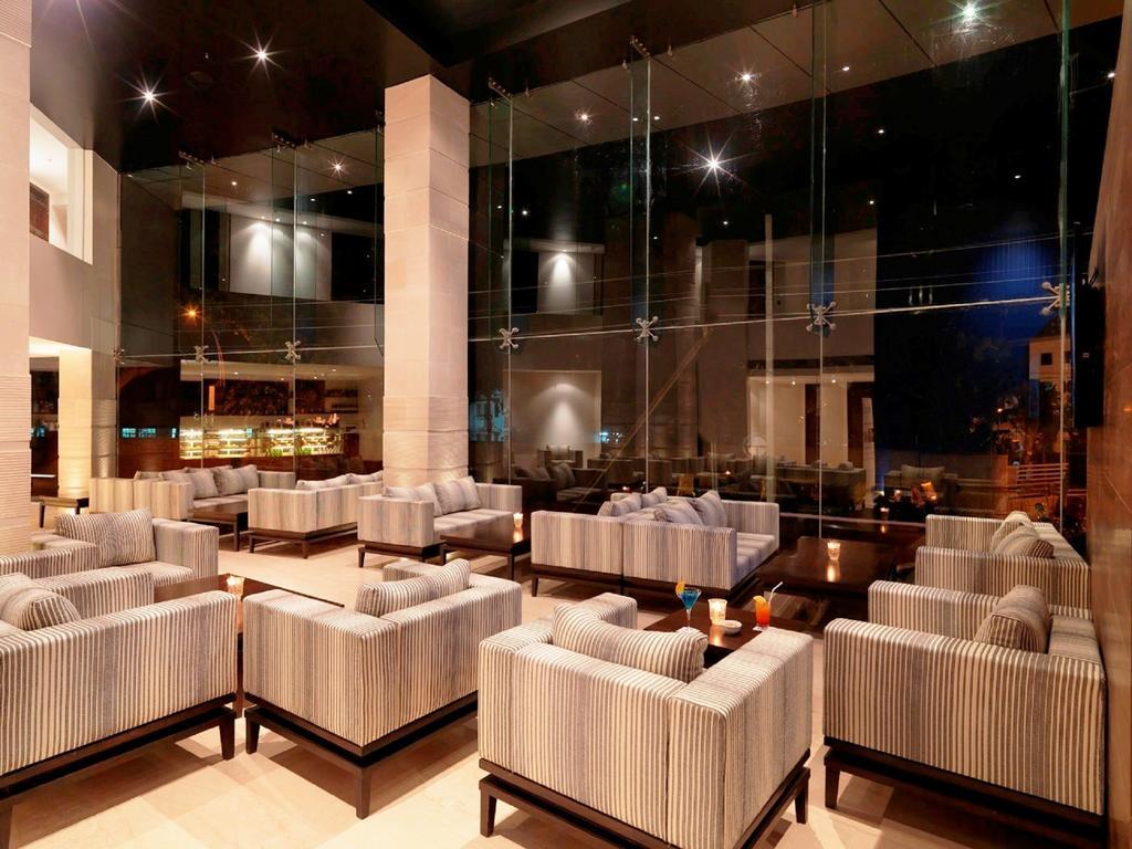 Svenska Design Hotel, Electronic City, Bangalore Kammasandra Exteriör bild