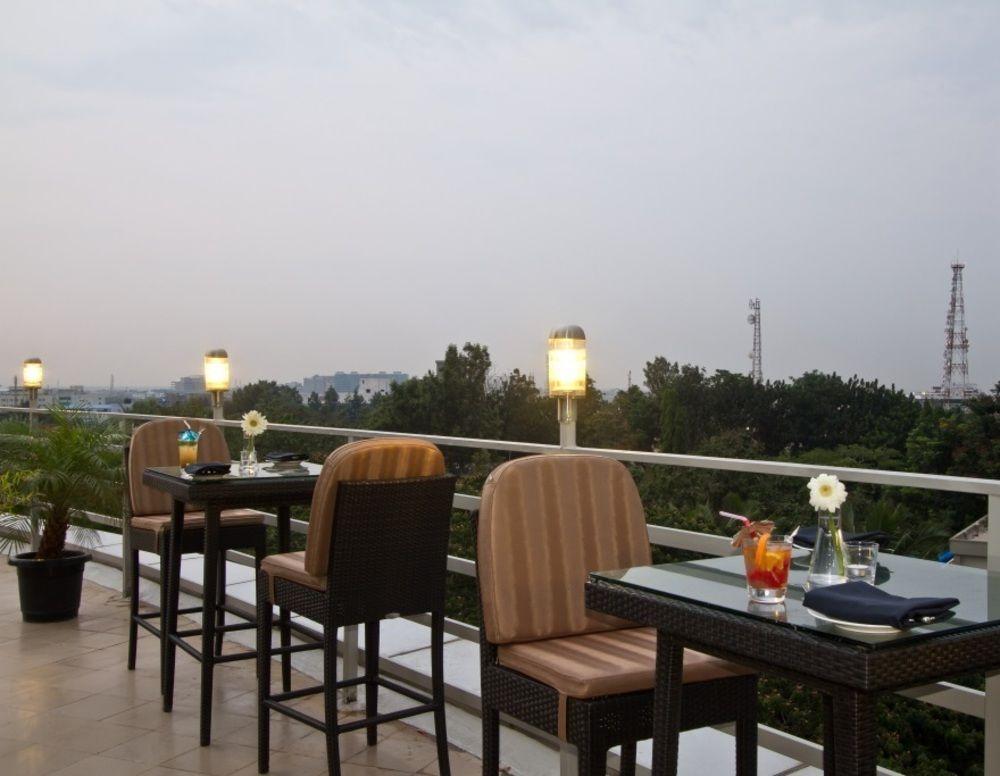 Svenska Design Hotel, Electronic City, Bangalore Kammasandra Exteriör bild